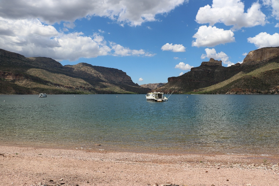 Apache Lake, AZ Natural landmarks, Lake, Photo